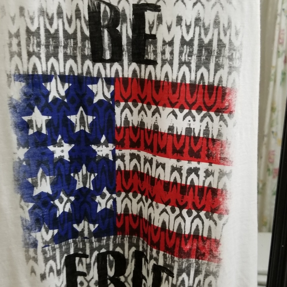 Shirt - Picture 4 of 4